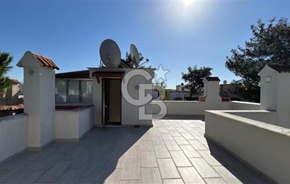 Ayvalık Altınova'da Sahile Yakın Site İçinde Satılık 3+1 Villa