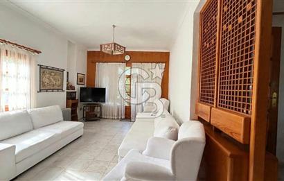 Ayvalık Altınova'da Sahile Yakın Site İçinde Satılık 3+1 Villa
