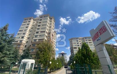 YASAMKENT SİTESİNDE CADDE MANZARALI 4+1 DAİRE