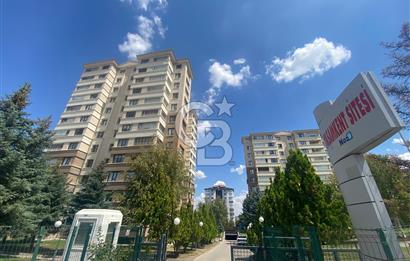 YASAMKENT SİTESİNDE CADDE MANZARALI 4+1 DAİRE