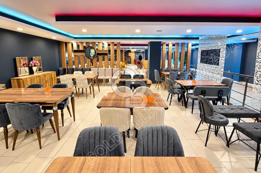 Merkezi ve İşlek Cadde Üzerinde, Yüksek Tabela Değerine Sahip Kiralık İş Yeri