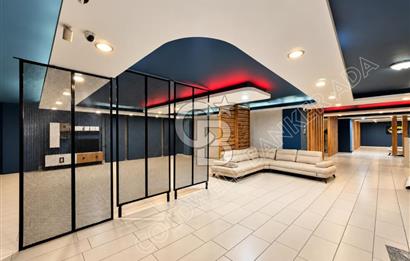 Merkezi ve İşlek Cadde Üzerinde, Yüksek Tabela Değerine Sahip Kiralık İş Yeri