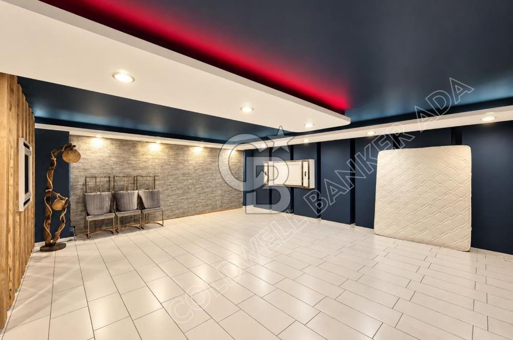 Merkezi ve İşlek Cadde Üzerinde, Yüksek Tabela Değerine Sahip Kiralık İş Yeri