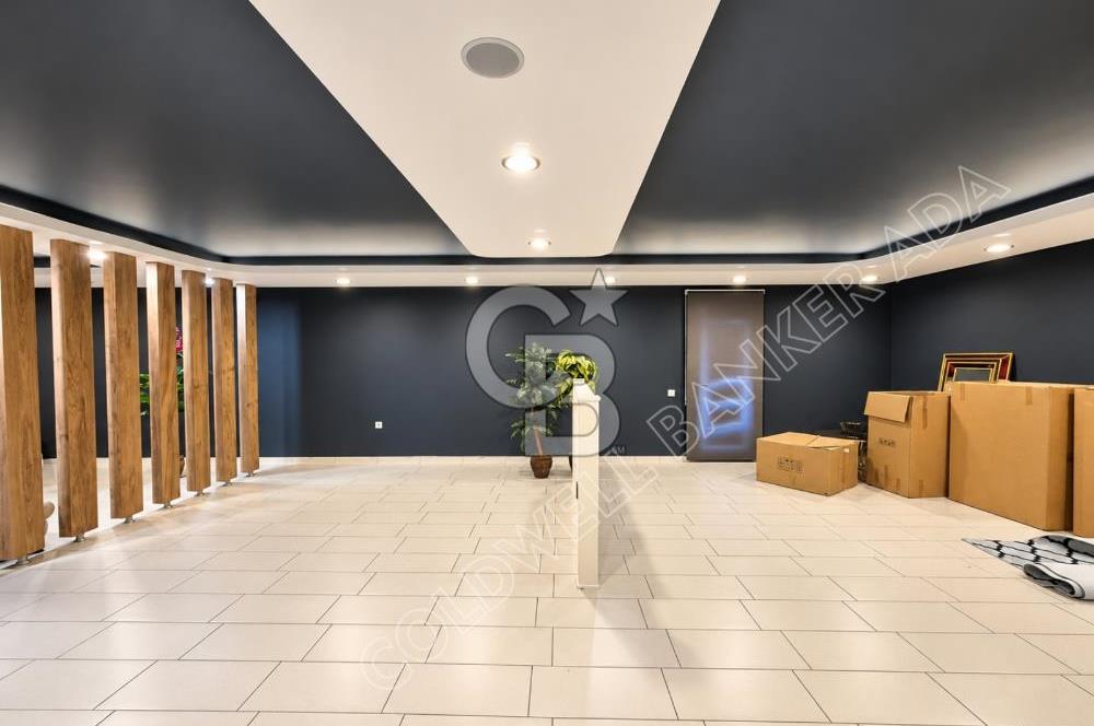 Merkezi ve İşlek Cadde Üzerinde, Yüksek Tabela Değerine Sahip Kiralık İş Yeri