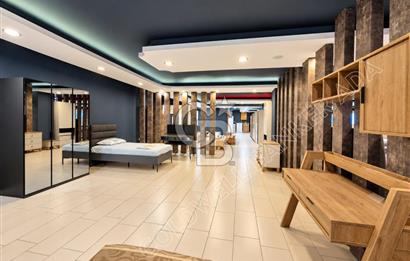 Merkezi ve İşlek Cadde Üzerinde, Yüksek Tabela Değerine Sahip Kiralık İş Yeri