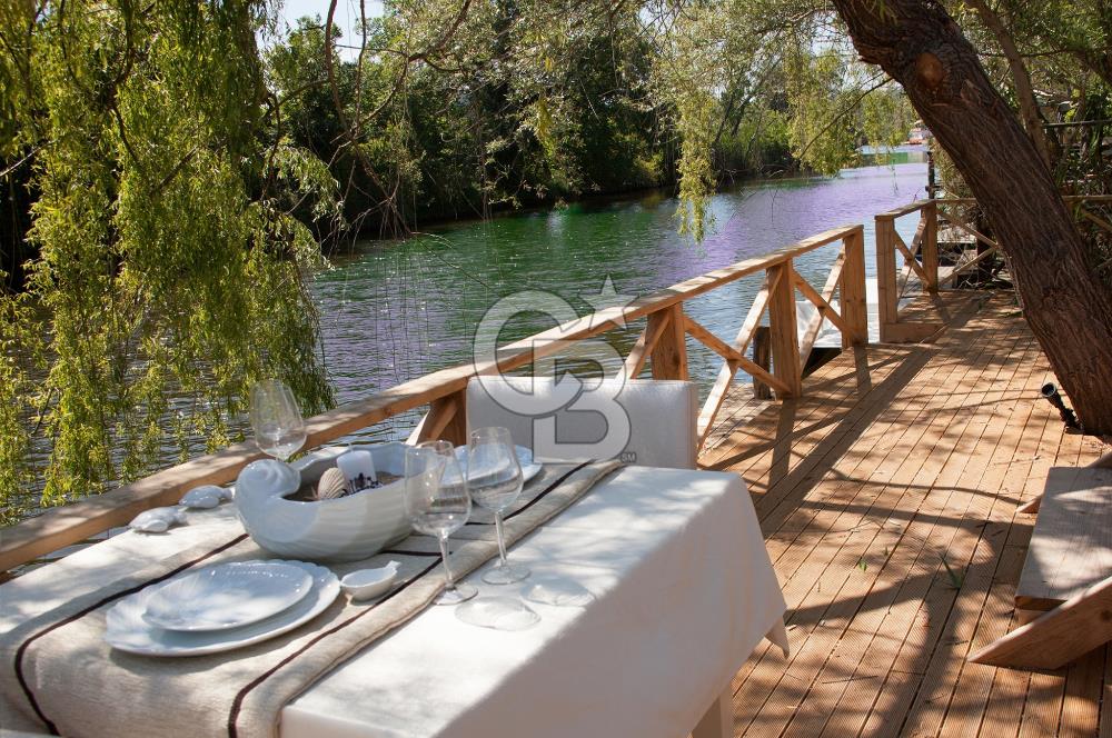 AĞVA’DA NEHİR CEPHELİ, ÖZEL İSKELELİ SATILIK BUTİK OTEL