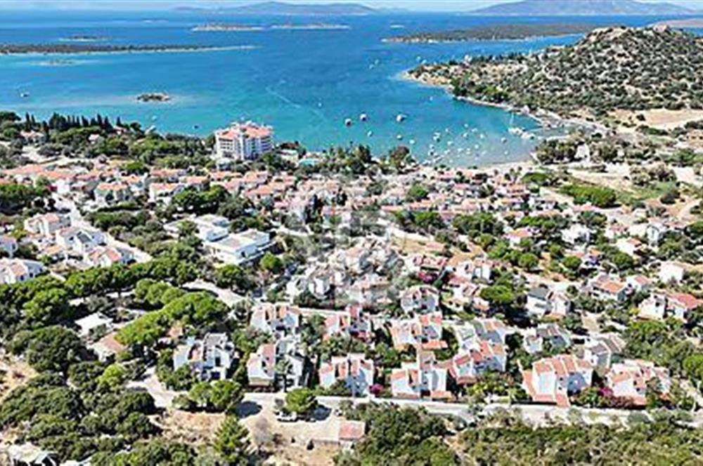 KÖRFEZ SİTESİNDE KOMPLE TADİLATLI FIRSAT VİLLA