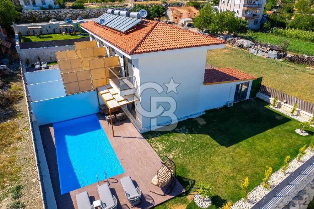 KAŞ'TA 1.804 M² ARSADA AKTİF 4 ADET AIRBNB TESİSİ