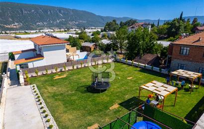 KAŞ'TA 1.804 M² ARSADA AKTİF 4 ADET AIRBNB TESİSİ