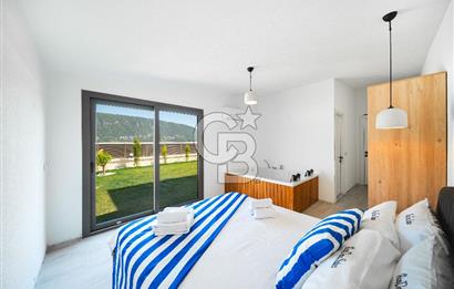 KAŞ'TA 1.804 M² ARSADA AKTİF 4 ADET AIRBNB TESİSİ
