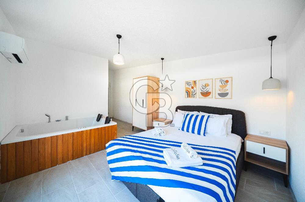 KAŞ'TA 1.804 M² ARSADA AKTİF 4 ADET AIRBNB TESİSİ