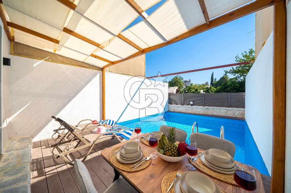 KAŞ'TA 1.804 M² ARSADA AKTİF 4 ADET AIRBNB TESİSİ