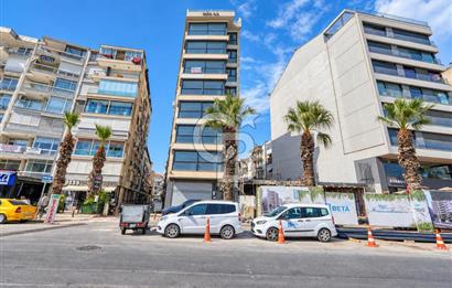 KARŞIYAKA YALI DAİRESİ DENİZ MANZARALI SATILIK 5+1 DUBLEX TERAS