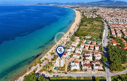 Kuşadası Güzelçamlı'da Denize Sıfır 32 Odalı, Full Deniz Manzaralı Satılık Otel