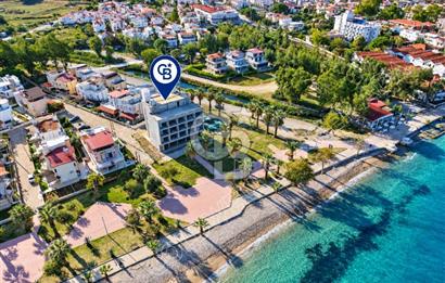 Kuşadası Güzelçamlı'da Denize Sıfır 32 Odalı, Full Deniz Manzaralı Satılık Otel