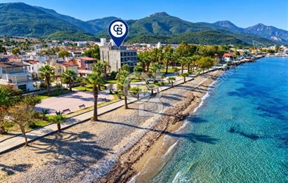 Kuşadası Güzelçamlı'da Denize Sıfır 32 Odalı, Full Deniz Manzaralı Satılık Otel
