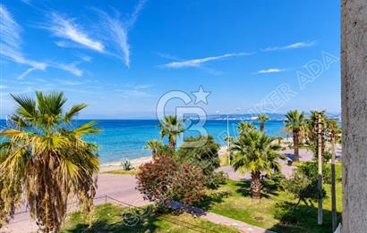 Kuşadası Güzelçamlı'da Denize Sıfır 32 Odalı, Full Deniz Manzaralı Satılık Otel