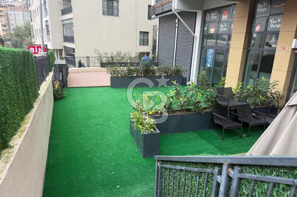 Kağıthane Yahya Kemal'de Kiralık Dükkan