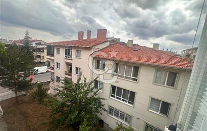Subayevleri'nde Yenilenmiş Masrafsız Geniş 2+1 Satılık Daire