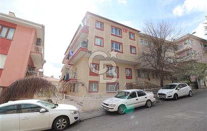 Subayevleri'nde Yenilenmiş Masrafsız Geniş 2+1 Satılık Daire