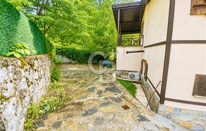 KIŞIN ŞÖMİNE YAZIN VERANDA KEYFİ: ÖZEL KONUMLU 3+1 VİLLA KİRALIK