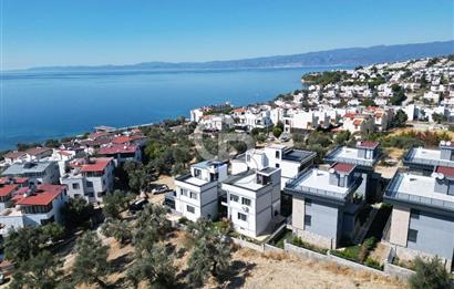 Burhaniye Pelitköy' de Sahile Yakın Müstakil 4+1 Satılık Villa