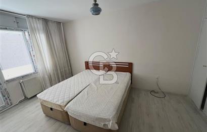 Karşıyaka Yalısında Muhteşem Deniz Manzaralı 4.kat 3+1 Satılık