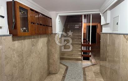 Bahçelievler 3. Cadde 52. Sokak’ta Yeni Boyalı, Aydınlık 3+1 Bahçe Katı