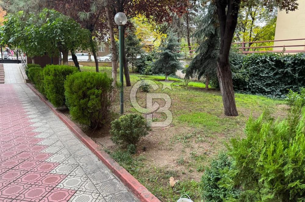 Emek Kırım Caddesi Özkoç Sitesi’nde 120 m² Geniş 3+1 Yüksek Giriş