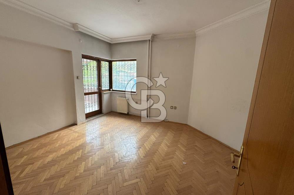 Emek Kırım Caddesi Özkoç Sitesi’nde 120 m² Geniş 3+1 Yüksek Giriş