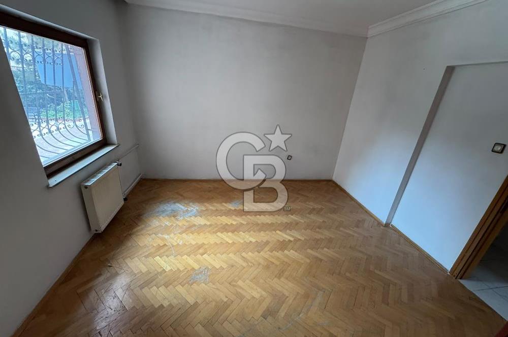 Emek Kırım Caddesi Özkoç Sitesi’nde 120 m² Geniş 3+1 Yüksek Giriş