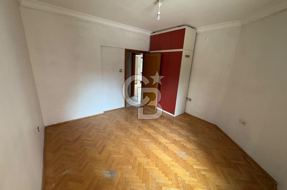Emek Kırım Caddesi Özkoç Sitesi’nde 120 m² Geniş 3+1 Yüksek Giriş