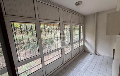 Emek Kırım Caddesi Özkoç Sitesi’nde 120 m² Geniş 3+1 Yüksek Giriş
