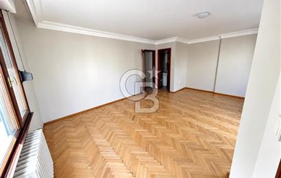 KÜÇÜKYALI'DA BÜYÜLEYEN DENİZ MANZARASI,50m² SALON,KİRALIK 3+1