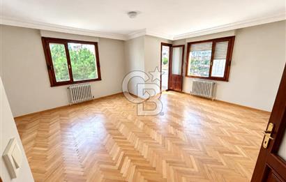 KÜÇÜKYALI'DA BÜYÜLEYEN DENİZ MANZARASI,50m² SALON,KİRALIK 3+1