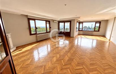 KÜÇÜKYALI'DA BÜYÜLEYEN DENİZ MANZARASI,50m² SALON,KİRALIK 3+1