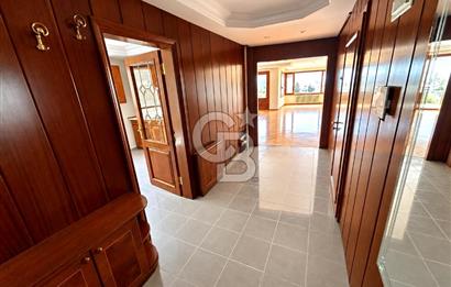 KÜÇÜKYALI'DA BÜYÜLEYEN DENİZ MANZARASI,50m² SALON,KİRALIK 3+1
