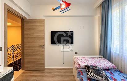 Bayraklı Soğukkuyu’da Girne Caddesi Cepheli Kiralık 3+1 Dubleks
