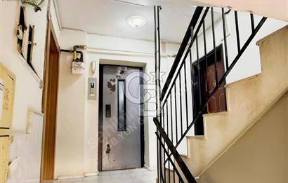 Bayraklı Soğukkuyu’da Girne Caddesi Cepheli Kiralık 3+1 Dubleks