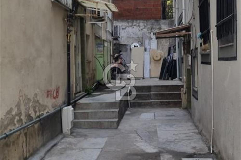 Buca Lalelide Şirinyer Merkez ve İZBAN Aksında 2+1 Satılık Daire