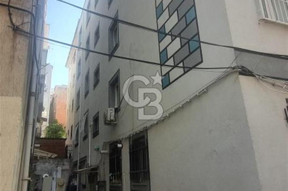 Buca Lalelide Şirinyer Merkez ve İZBAN Aksında 2+1 Satılık Daire
