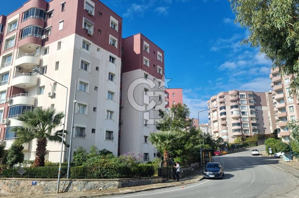 İzmir Körfez Evleri Mah. Deniz Manzaralı 4+1 Kiralık Daire