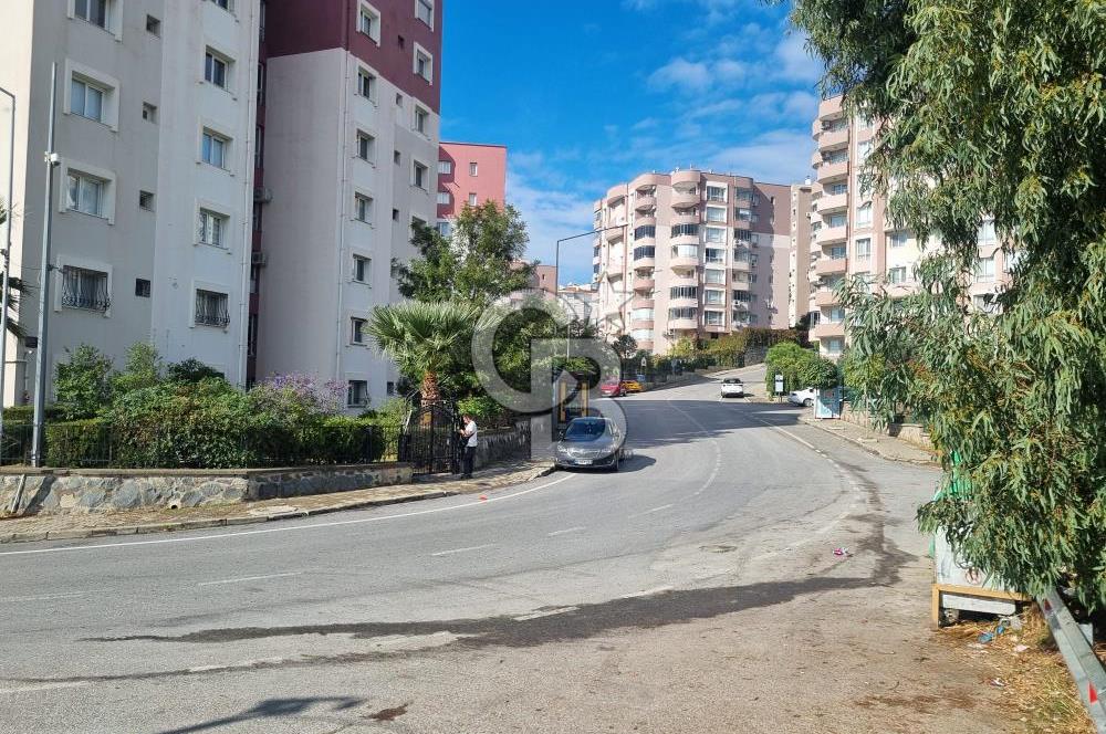 İzmir Körfez Evleri Mah. Deniz Manzaralı 4+1 Kiralık Daire