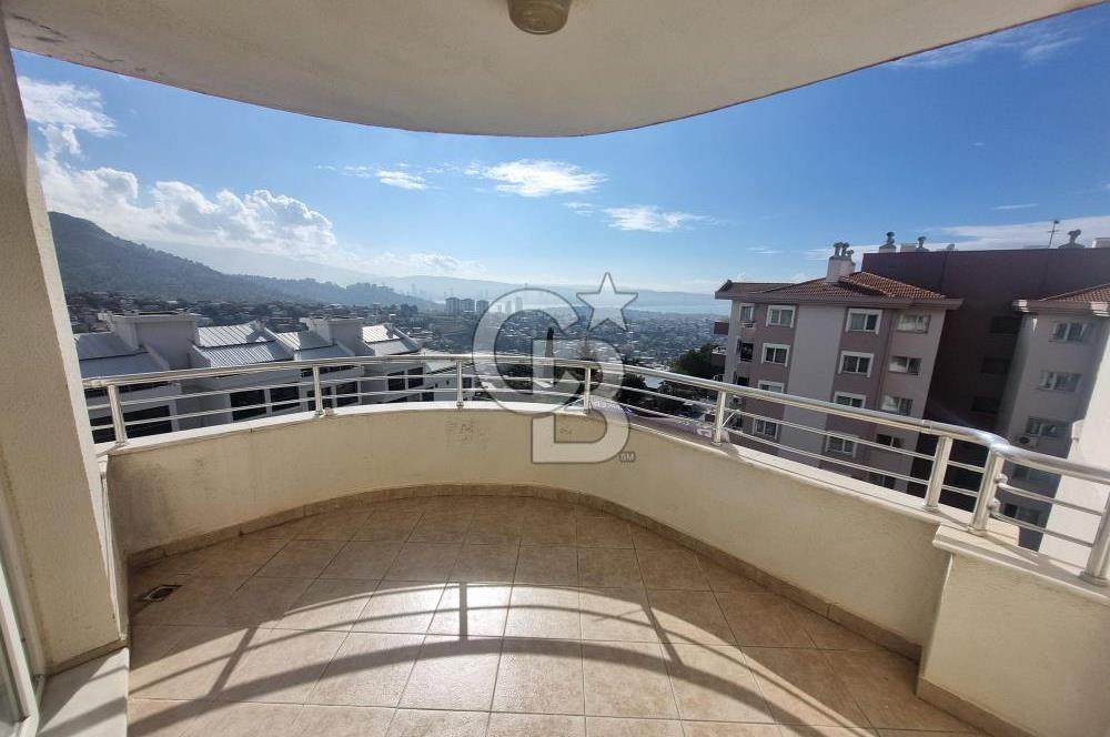 İzmir Körfez Evleri Mah. Deniz Manzaralı 4+1 Kiralık Daire