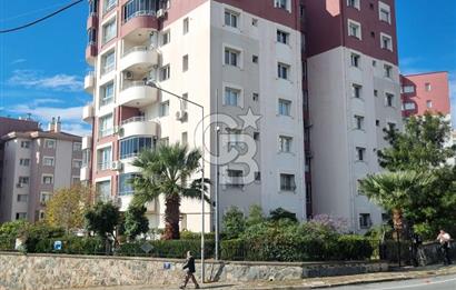 İzmir Körfez Evleri Mah. Deniz Manzaralı 4+1 Kiralık Daire