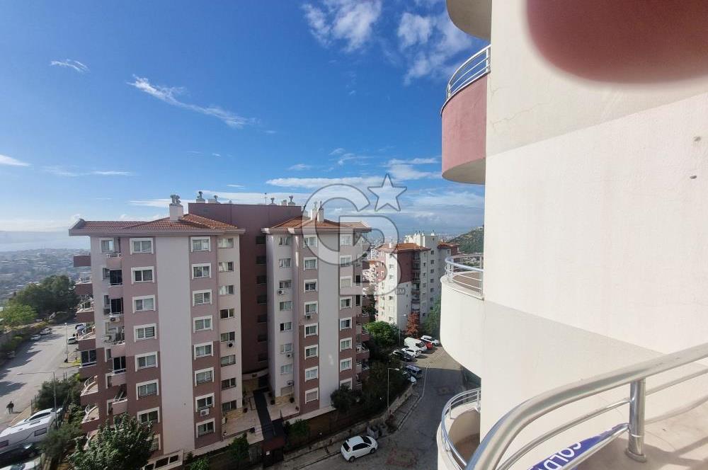 İzmir Körfez Evleri Mah. Deniz Manzaralı 4+1 Kiralık Daire