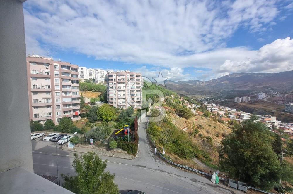 İzmir Körfez Evleri Mah. Deniz Manzaralı 4+1 Kiralık Daire
