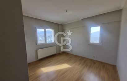 İzmir Körfez Evleri Mah. Deniz Manzaralı 4+1 Kiralık Daire