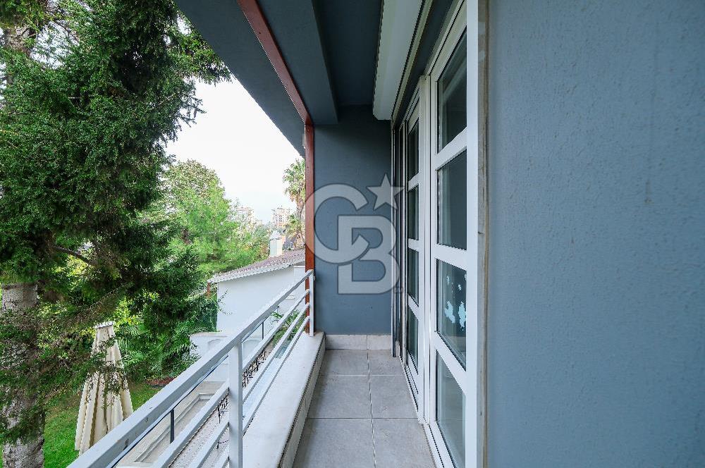 LEVENT DE YENİLENMİŞ BAHÇELİ VİLLA