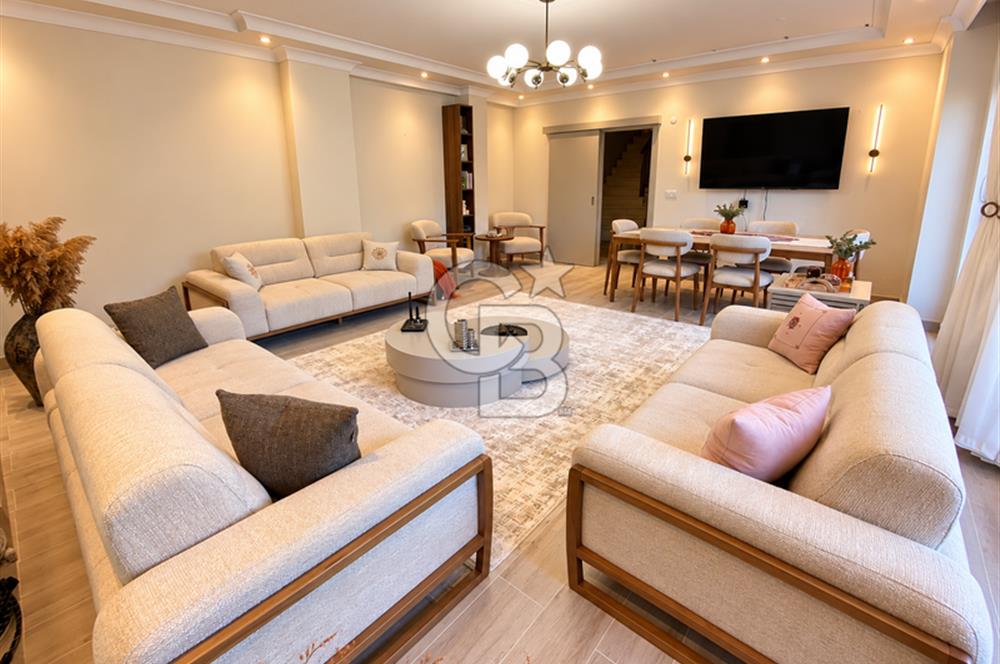 BAŞİSKELE ALTINVADİ SİTESİNDE SATILIK ÖZEL TASARIM 3+1 DUBLEKS